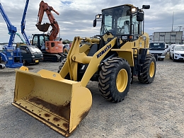 コマツ タイヤショベル(ホイールローダー) WA100-8 2018年