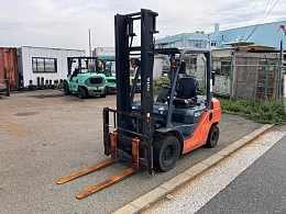 TOYOTA Forklifts 02-8FDL25 2015