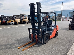 TOYOTA Forklifts 02-8FD25 2017
