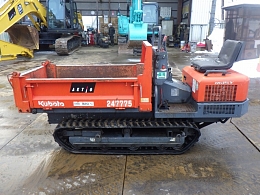 KUBOTA Carrier dumps RG-15Y-5 2015