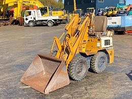 KOMATSU Wheel loaders SK04 -