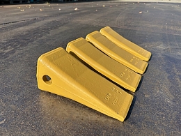 CATERPILLAR Bucket Tooth point -