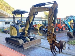 YANMAR Mini excavators ViO30-6 2013