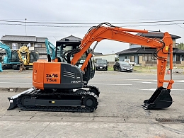 日立建機 油圧ショベル(ユンボ) ZX75US-5B 2016年
