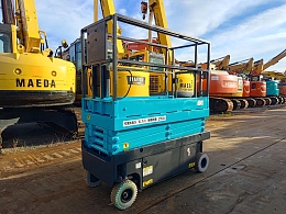 北越工業 自走式高所作業車 ENTL061 2013年