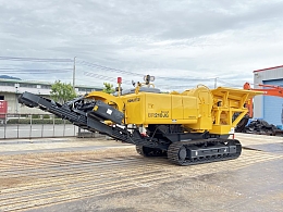 KOMATSU Wood chippers/Crushers BR210JG-1 1997