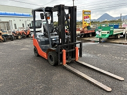 トヨタ フォークリフト 8FGL15 2013年