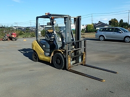 コマツ フォークリフト FD25T-17 2012年