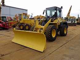 KOMATSU Wheel loaders WA100-6 2012