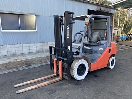 TOYOTA Forklifts 02-8FDL25 2014