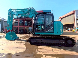 KOBELCO Excavators SK135SRDLC-3 2017