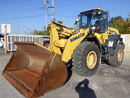 コマツ タイヤショベル(ホイールローダー) WA320-8 2020年