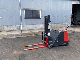 ニチユ フォークリフト FBD7-70-200T 2018年