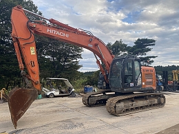 日立建機 油圧ショベル(Excavator) ZX225USRLCK-5B 202004