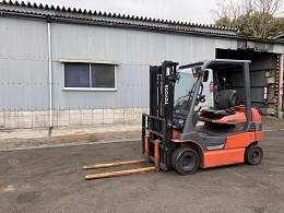 TOYOTA Forklifts 7FB25 2015