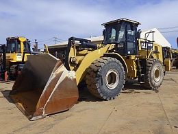 CATERPILLAR Wheel loaders 972M 2018