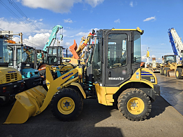 コマツ タイヤショベル(ホイールローダー) WA30-6E0 2020年