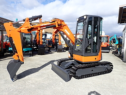 日立建機 ミニ油圧ショベル(ミニユンボ) ZX40UR-5B 2020年