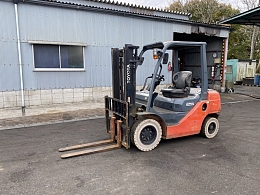 TOYOTA Forklifts 02-8FD25 2015