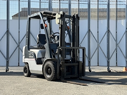 日産 フォークリフト L01 2005年