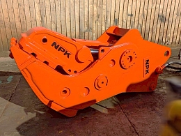 日本ニューマチック アタッチメント(建設機械) 小割機 -