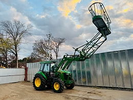 JOHN DEERE Tractors 5085M -