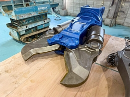 オカダアイヨン アタッチメント(建設機械) 鉄骨切断機 -