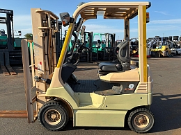 TOYOTA Forklifts 7FB10 2011