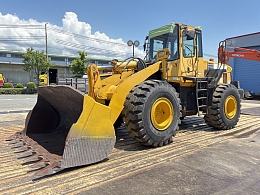KOMATSU Wheel loaders WA380-5 2005
