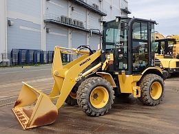 コマツ タイヤショベル(ホイールローダー) WA40-8 2019年