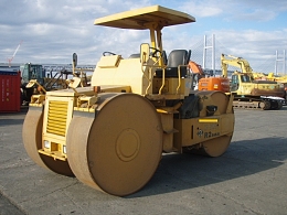 酒井重工業 ローラー R2 1998年