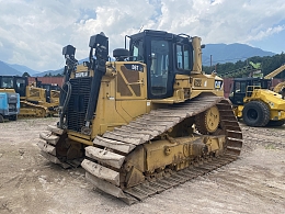 CATERPILLAR Bulldozers D6T LGP 2013