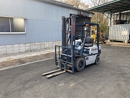 TOYOTA Forklifts 8FGL15 2011