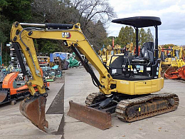 キャタピラー ミニ油圧ショベル(ミニユンボ) 303E CR 2020年