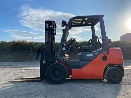 TOYOTA Forklifts 8FG25 2012