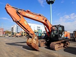 日立建機 油圧ショベル(ユンボ) ZX200-5B 2015年