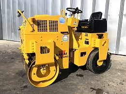 酒井重工業 ローラー TW250 2003年