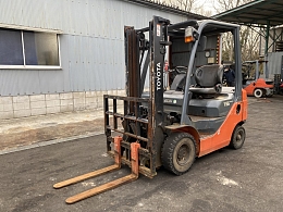 トヨタ フォークリフト 02-8FG15 2015年