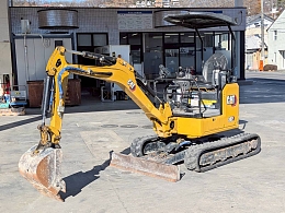 CAT 重機　ユンボ　タンブラー キャタピラー シリンダー（建機用） 中古重機・建機販売｜【TOKUWORLD