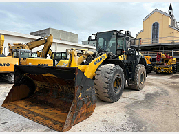 KOMATSU Wheel loaders WA470-8 2019