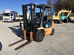 TOYOTA Forklifts 7FG20 2000