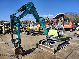 ヤンマー ミニ油圧ショベル(ミニユンボ) B3-6A 2013年