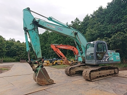 KOBELCO Excavators SK200-8 2013