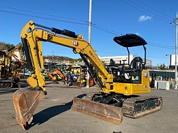 CATERPILLAR Mini excavators 303.5 CR 2021