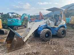 CATERPILLAR Wheel loaders 903C2 2020