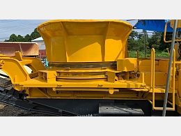 KOMATSU Wood chippers/Crushers BR200T-1 1999