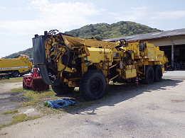 SAKAI Construction equipment and the rest Others 2001