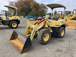 YANMAR Wheel loaders V3-6 2013