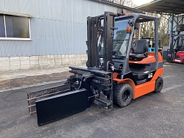 トヨタ フォークリフト 8FB25 2020年