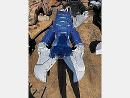 オカダアイヨン アタッチメント(建設機械) 鉄骨切断機 -